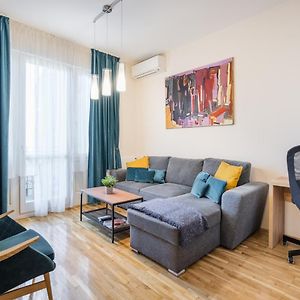 Bpr Blue Paradise Apartment With A/C